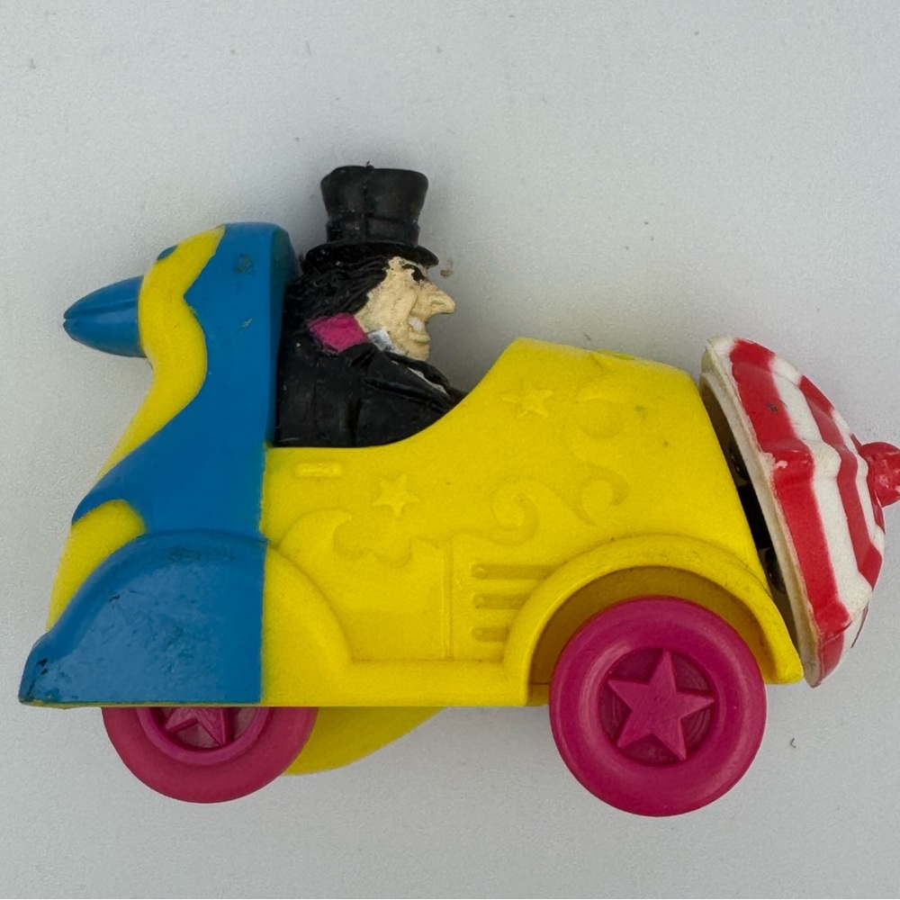Vintage Batman Returns Figure The Penguin Car McDonald's Happy Meal Toy 1991